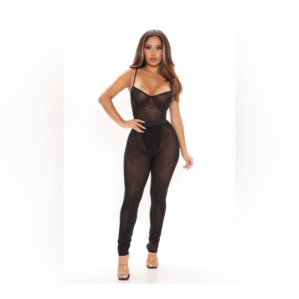 - Baddies Only Rhinestone set
